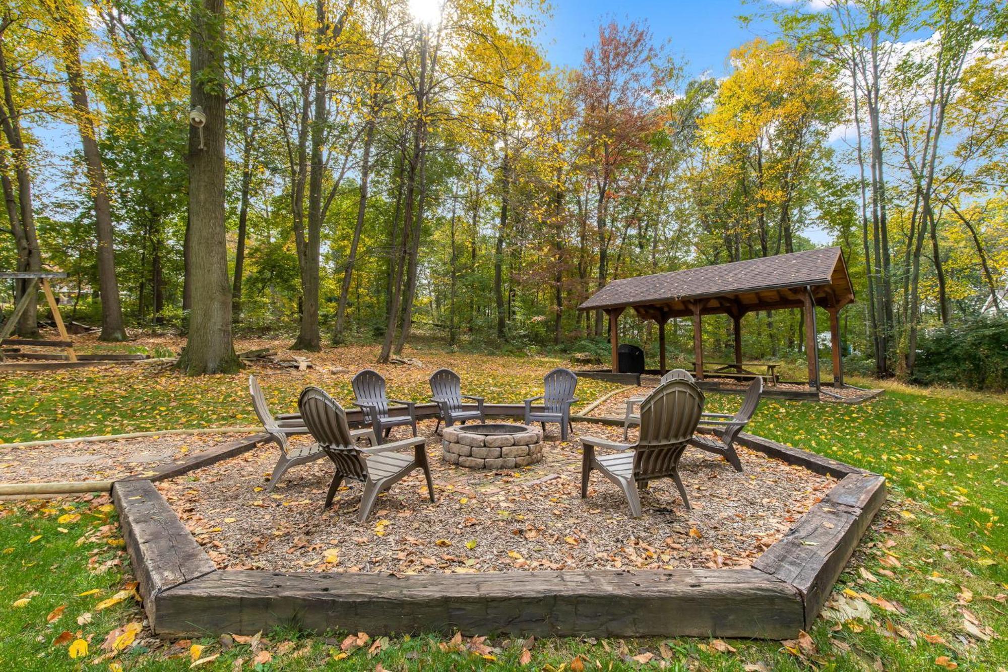 5 Bd W Hottub - Mins To Hunting Hiking & Fishing Appartement New Providence Buitenkant foto